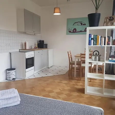 Apt In The Trendy District Neustadt/louisenstrasse